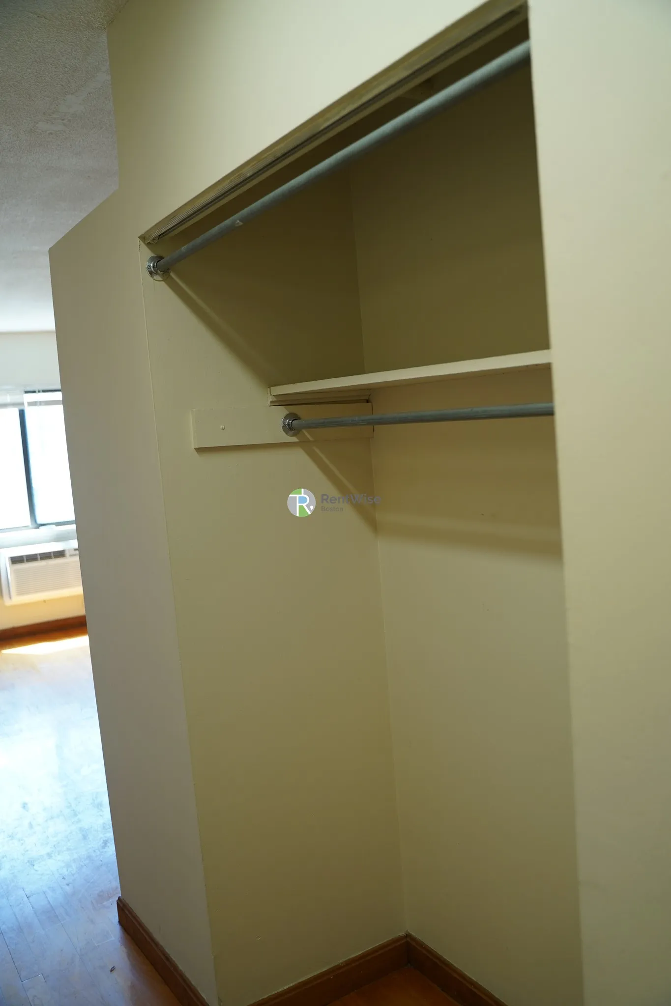 3 bed, 2 bath apartment for rent at 1110 Commonwealth Ave Unit 702, Brighton — photo 6 of 11