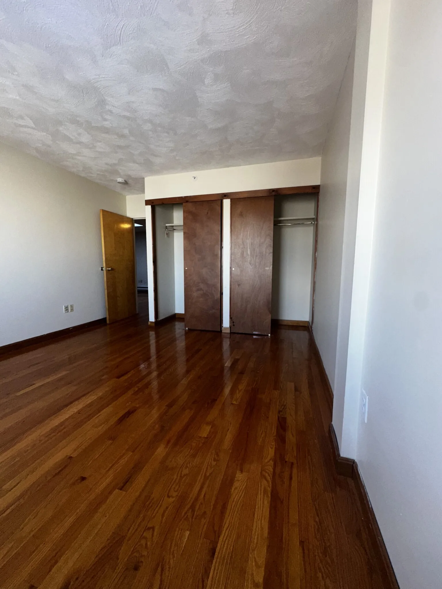 3 bed, 2 bath apartment for rent at 1110 Commonwealth Ave Unit 708, Brighton — photo 9 of 40