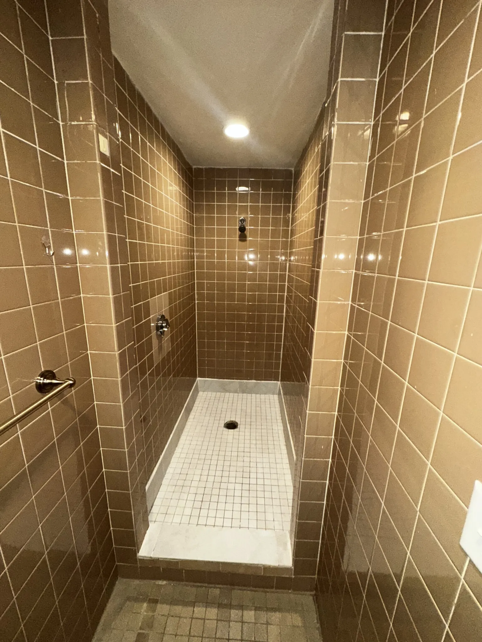 3 bed, 2 bath apartment for rent at 1110 Commonwealth Ave Unit 708, Brighton — photo 38 of 40