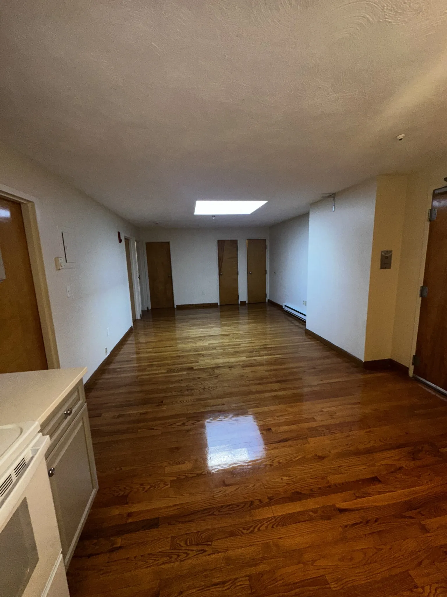 3 bed, 2 bath apartment for rent at 1110 Commonwealth Ave Unit 708, Brighton — photo 4 of 40