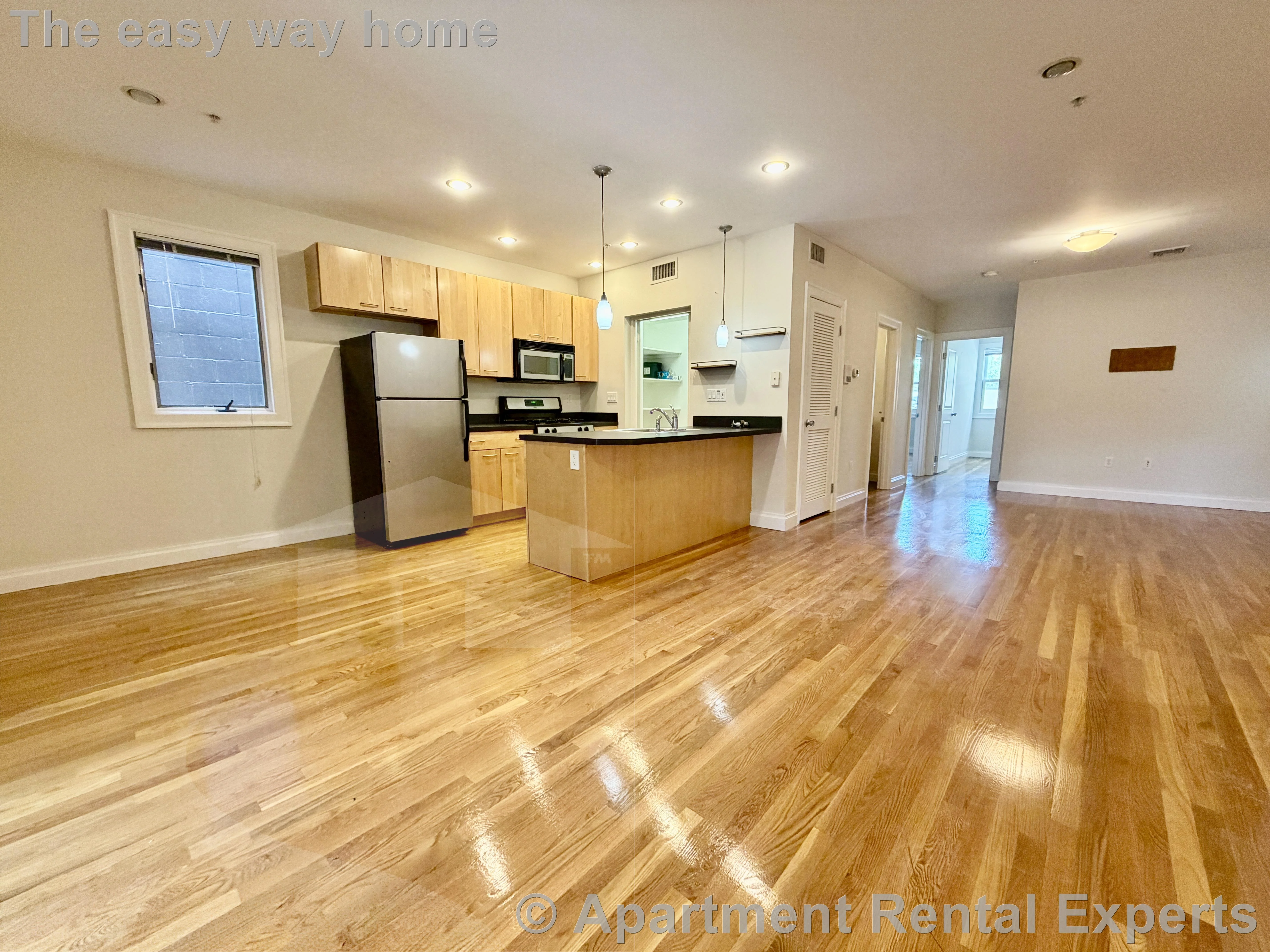 2 bed, 1 bath apartment for rent at 1110 Massachusetts Ave Unit 2, Harvard Square — photo 4 of 14