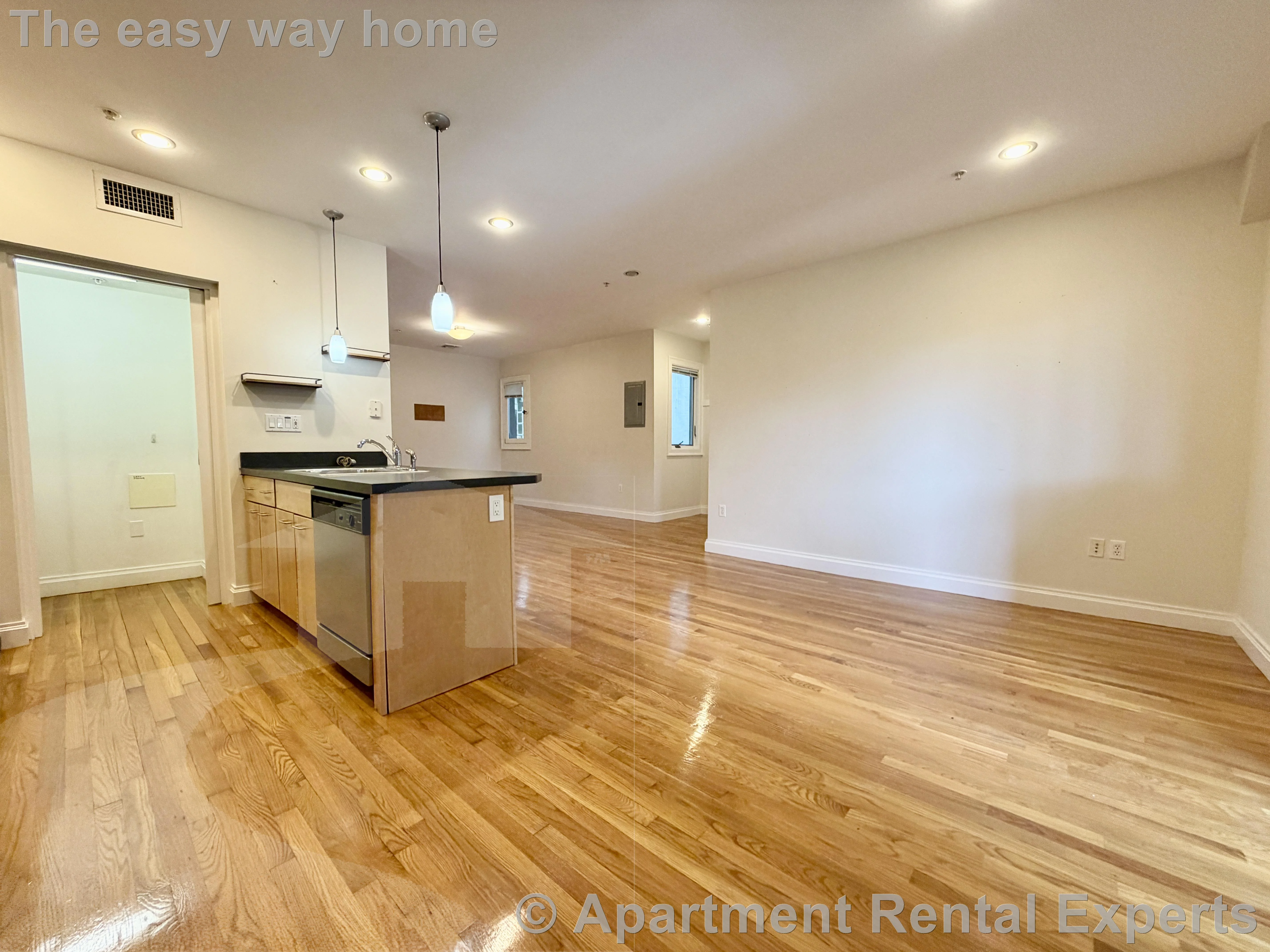 2 bed, 1 bath apartment for rent at 1110 Massachusetts Ave Unit 2, Harvard Square — photo 2 of 14