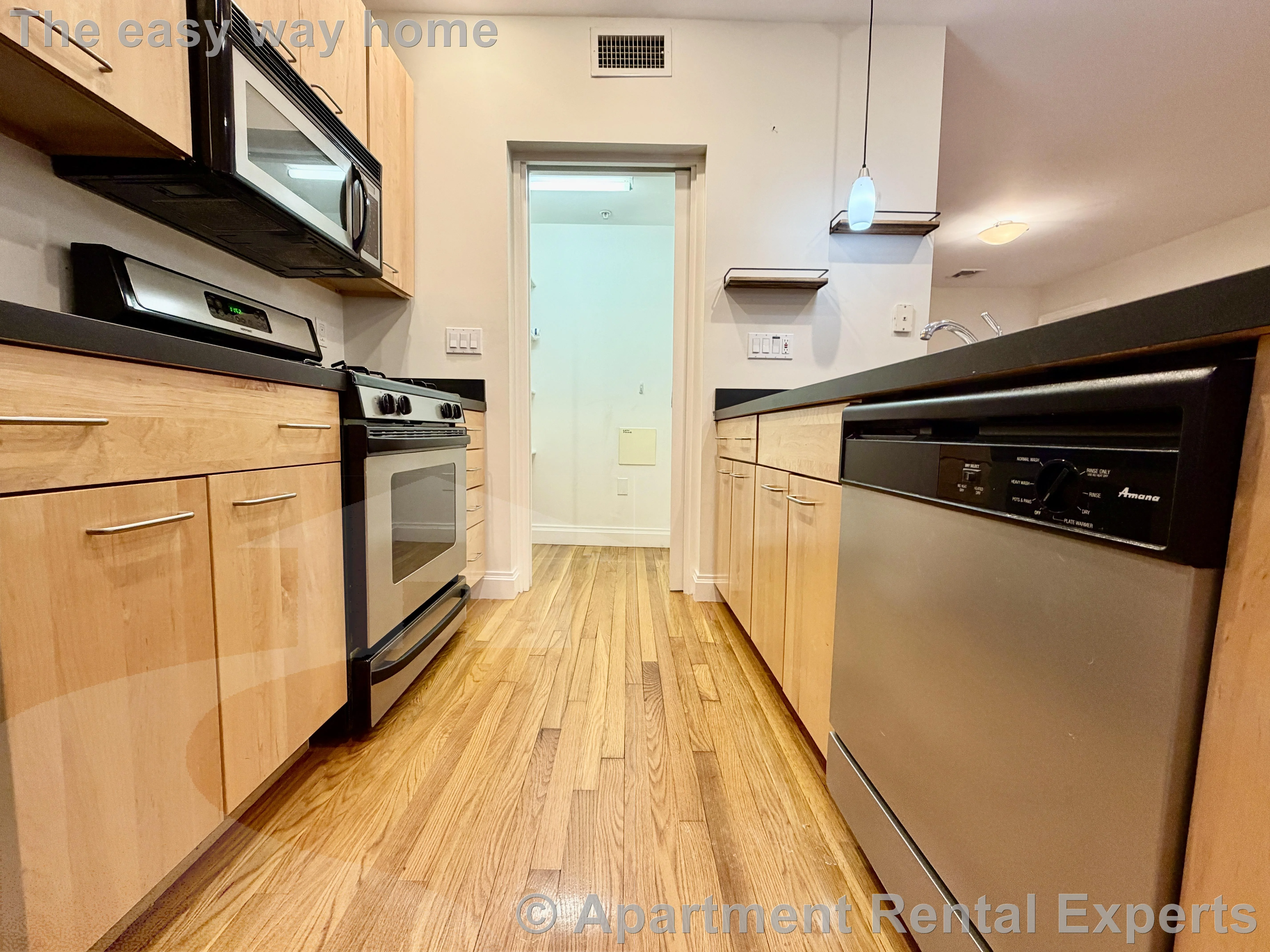 2 bed, 1 bath apartment for rent at 1110 Massachusetts Ave Unit 2, Harvard Square — photo 5 of 14