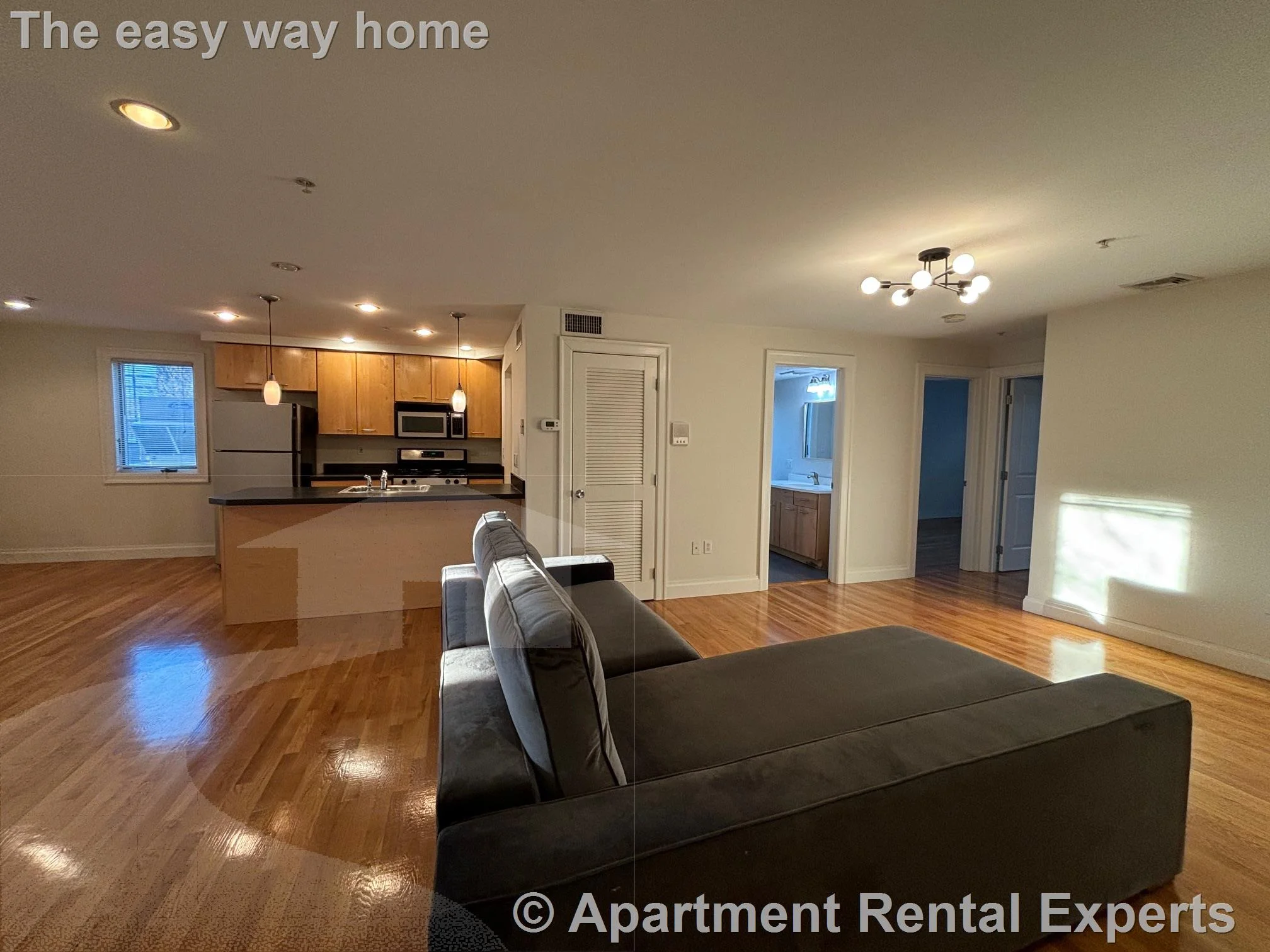 2 bed, 1 bath apartment for rent at 1110 Massachusetts Ave Unit 3, Harvard Square — photo 5 of 17