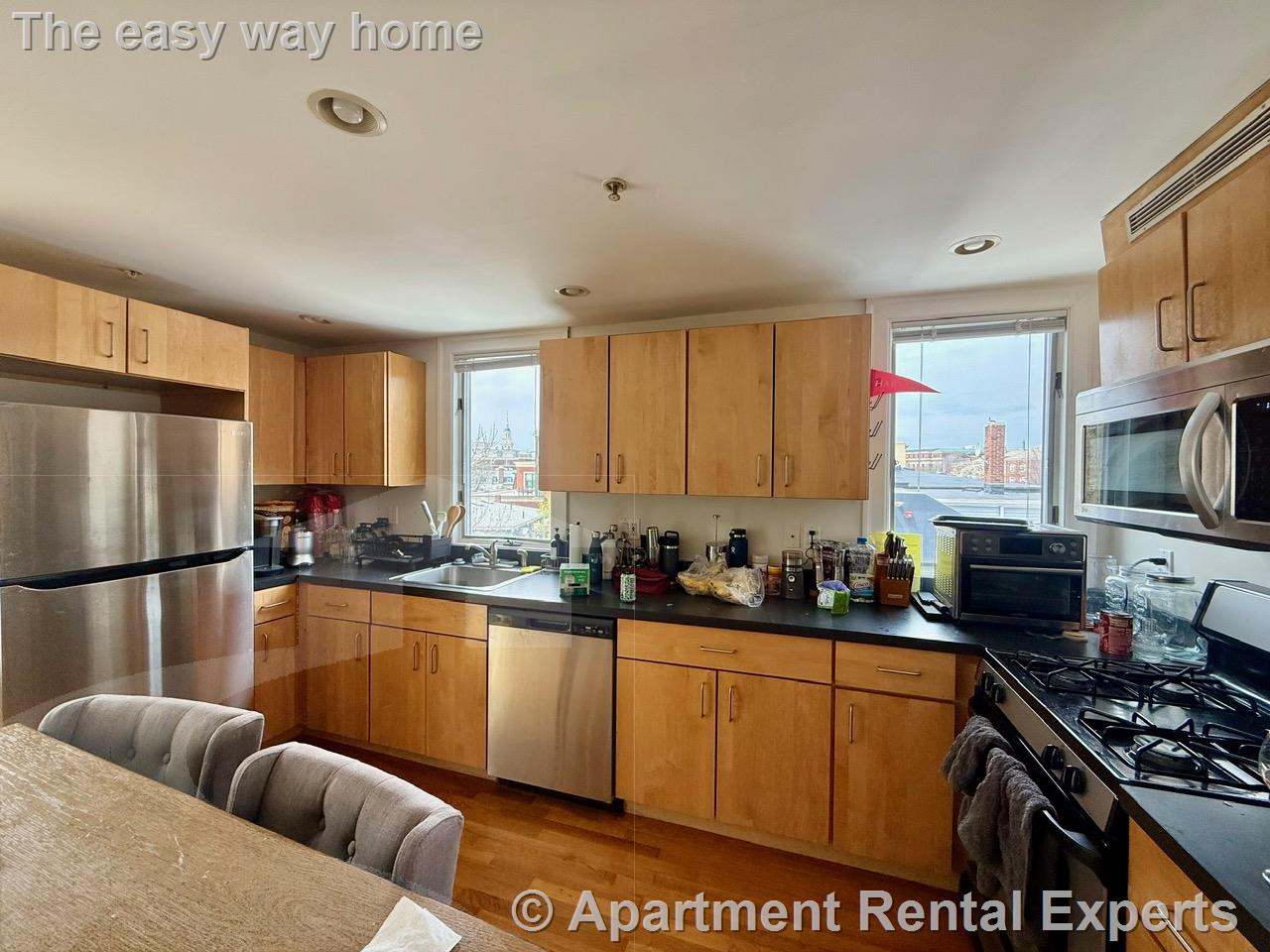 2 bed, 1 bath apartment for rent at 1110 Massachusetts Ave Unit 4, Harvard Square — photo 2 of 20