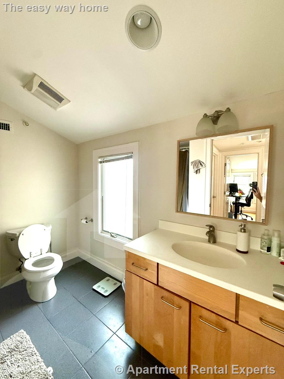 2 bed, 1 bath apartment for rent at 1110 Massachusetts Ave Unit 4, Harvard Square — photo 15 of 20