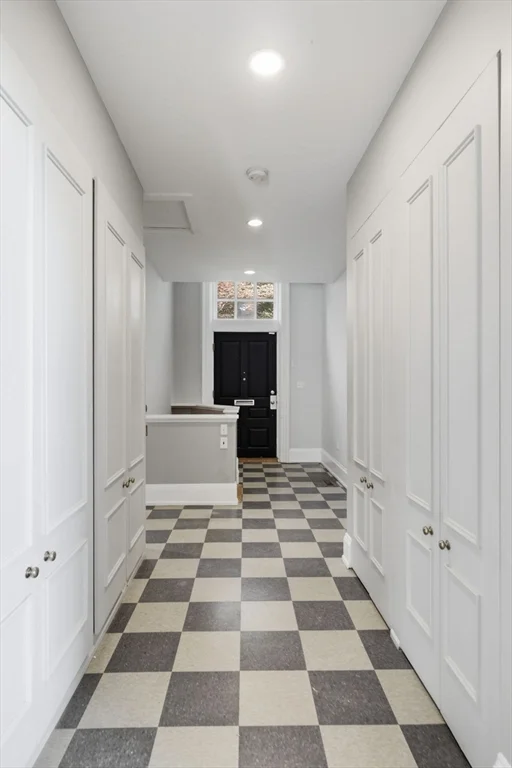 3 bed, 2 bath apartment for rent at 1110 Washington St, South End — photo 6 of 42