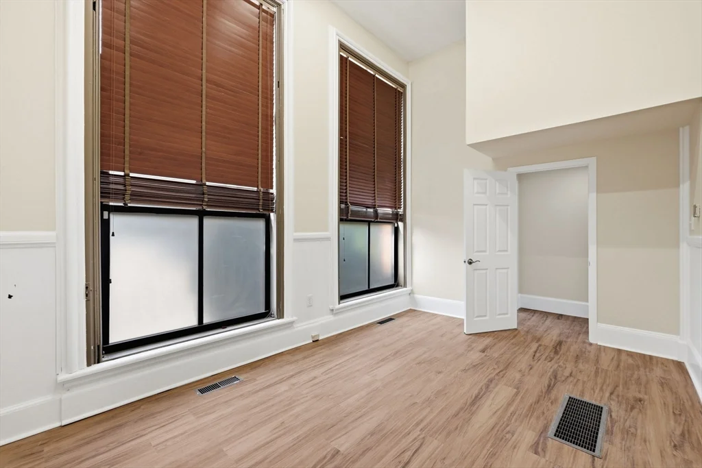 3 bed, 2 bath apartment for rent at 1110 Washington St, South End — photo 24 of 42