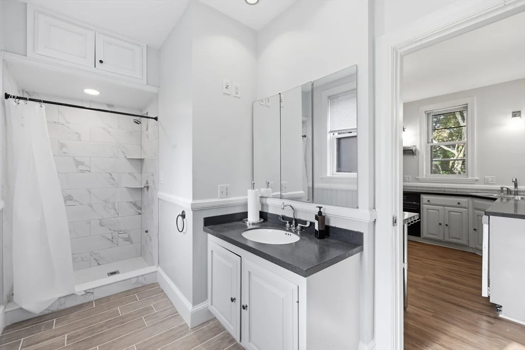 3 bed, 2 bath apartment for rent at 1110 Washington St, South End — photo 14 of 42