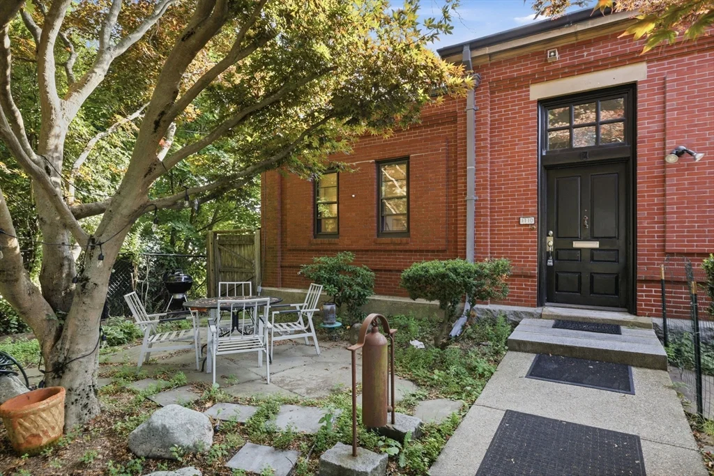 3 bed, 2 bath apartment for rent at 1110 Washington St, South End — photo 38 of 42