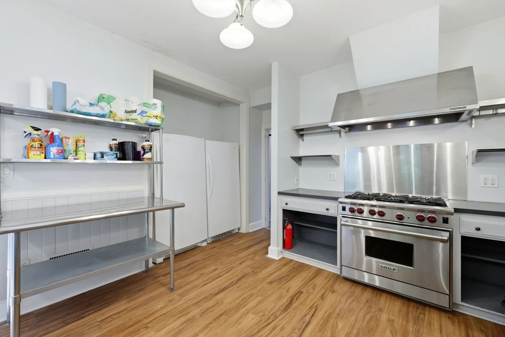 3 bed, 2 bath apartment for rent at 1110 Washington St, South End — photo 12 of 42