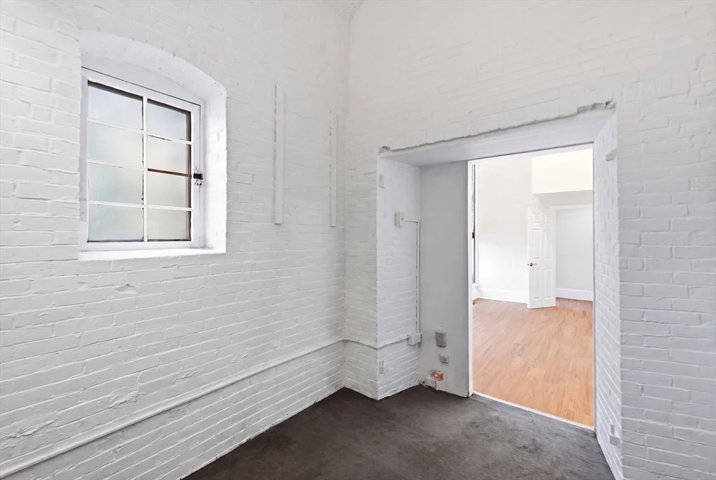 3 bed, 2 bath apartment for rent at 1110 Washington St, South End — photo 26 of 42