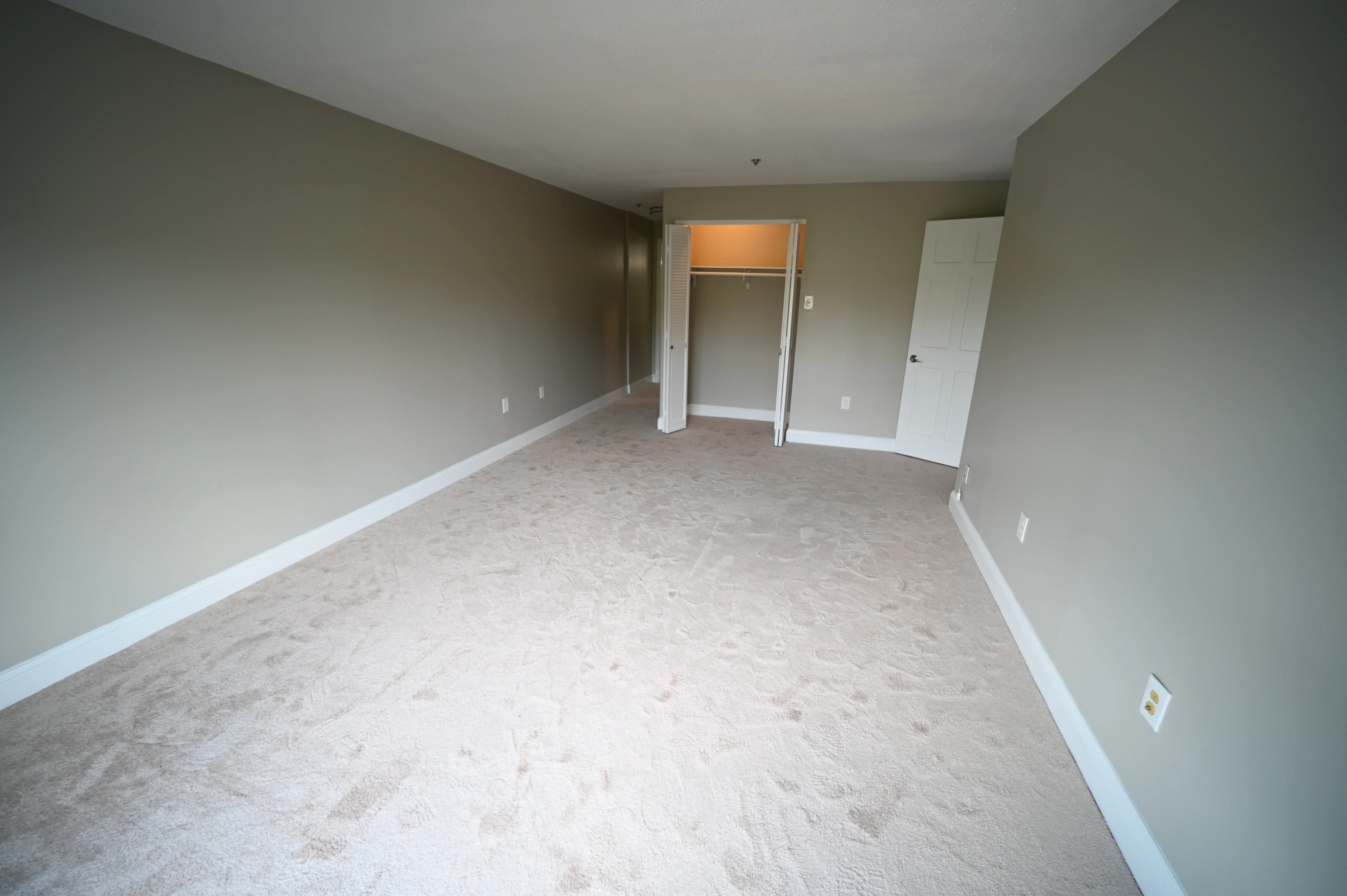 2 bed, 2 bath apartment for rent at 1111 Beacon St Unit 45, Coolidge Corner — photo 10 of 14