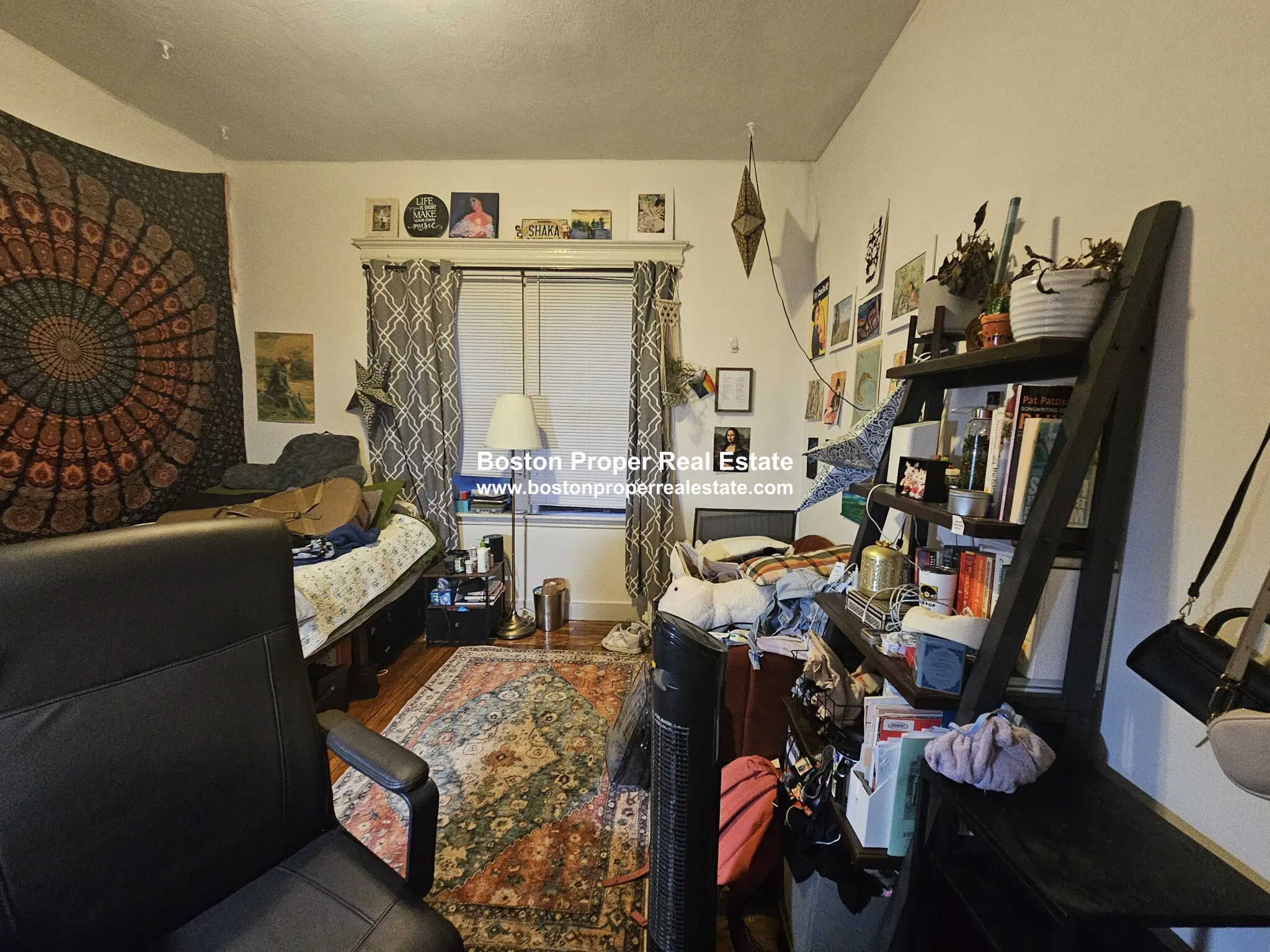 2 bed, 1 bath apartment for rent at 1111 Boylston St Unit 24, Fenway — photo 1 of 19