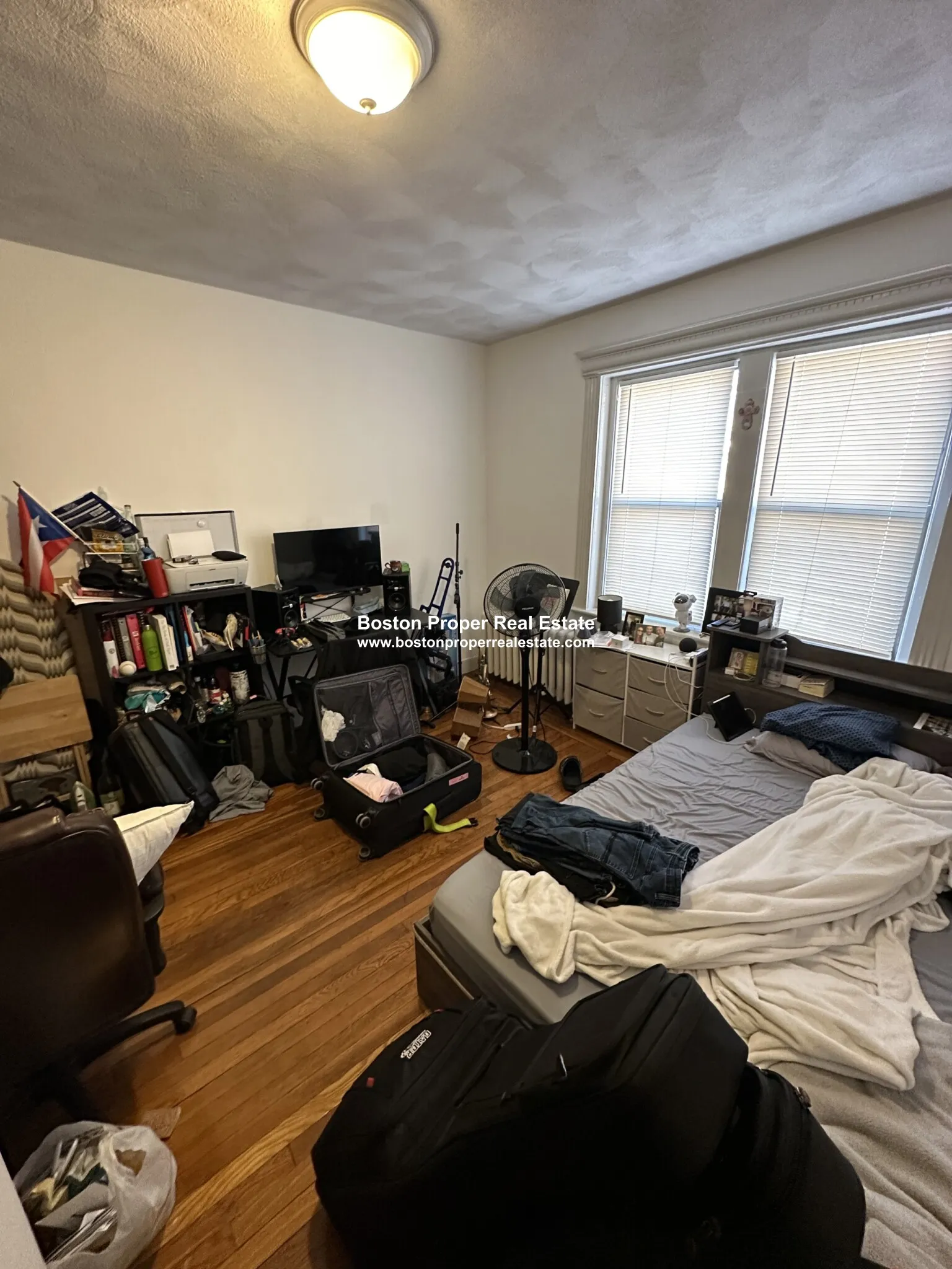 2 bed, 1 bath apartment for rent at 1111 Boylston St Unit 29, Fenway — photo 3 of 15