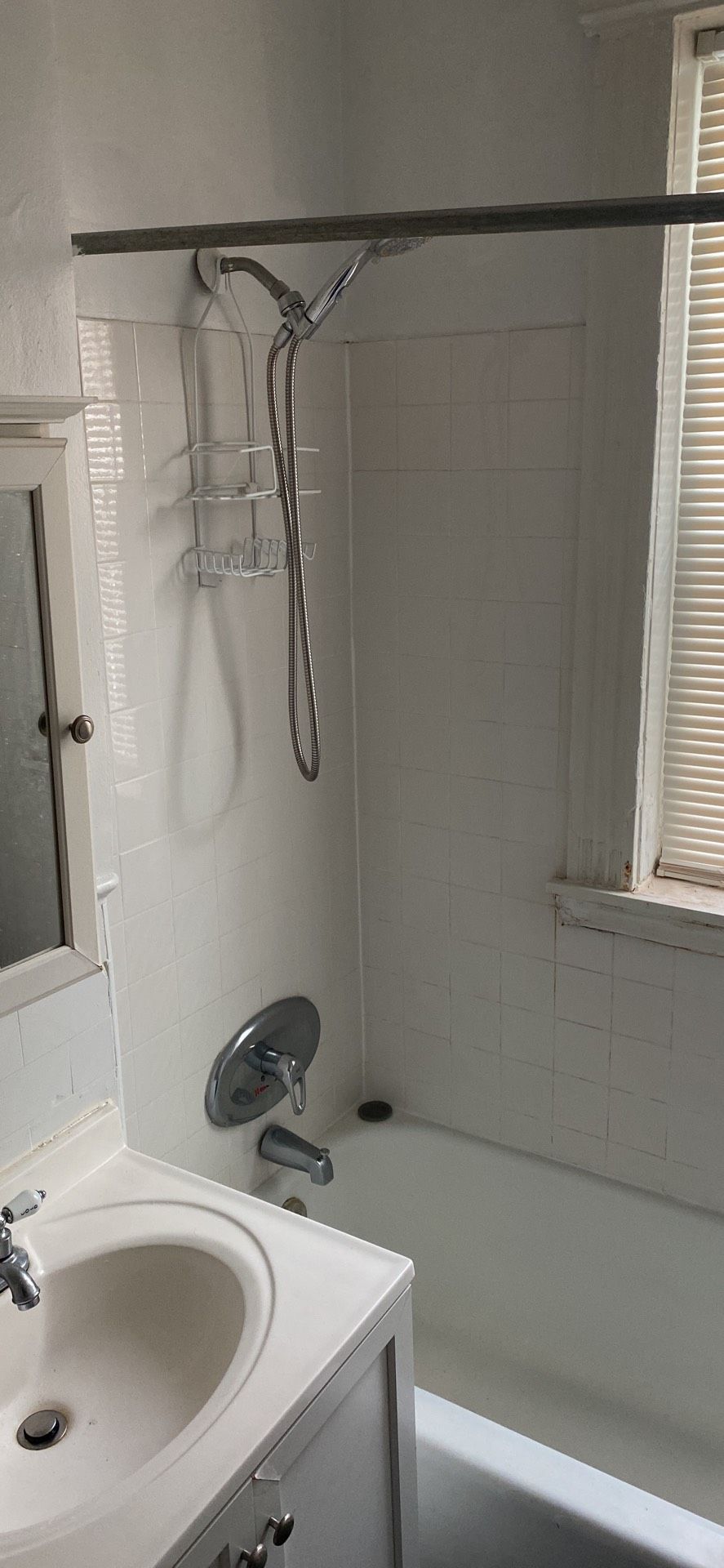 Studio bed, 1 bath apartment for rent at 1111 Boylston St Unit 39, Fenway — photo 3 of 4