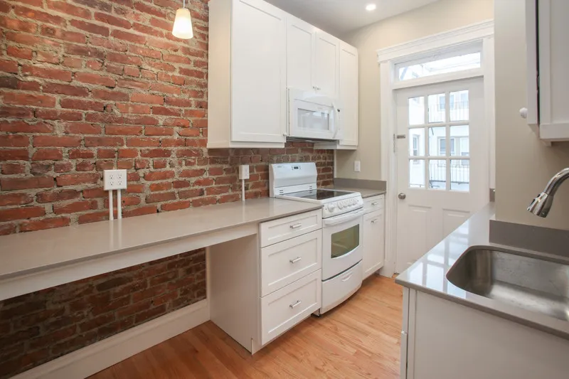 2 bed, 1 bath apartment for rent at 1111 Boylston St Unit 43, Fenway — photo 2 of 8