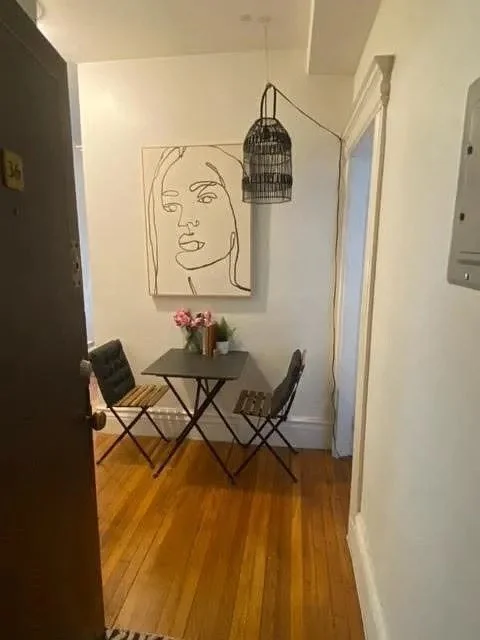 2 bed, 1 bath apartment for rent at 1111 Boylston Unit 36, Fenway — photo 2 of 10