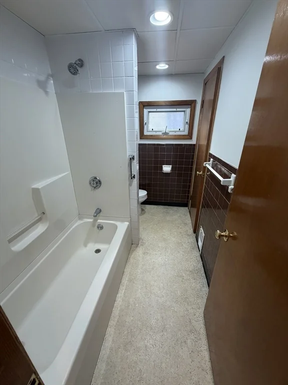 3 bed, 1 bath apartment for rent at 1114 Bennington St Unit 3, East Boston — photo 22 of 26