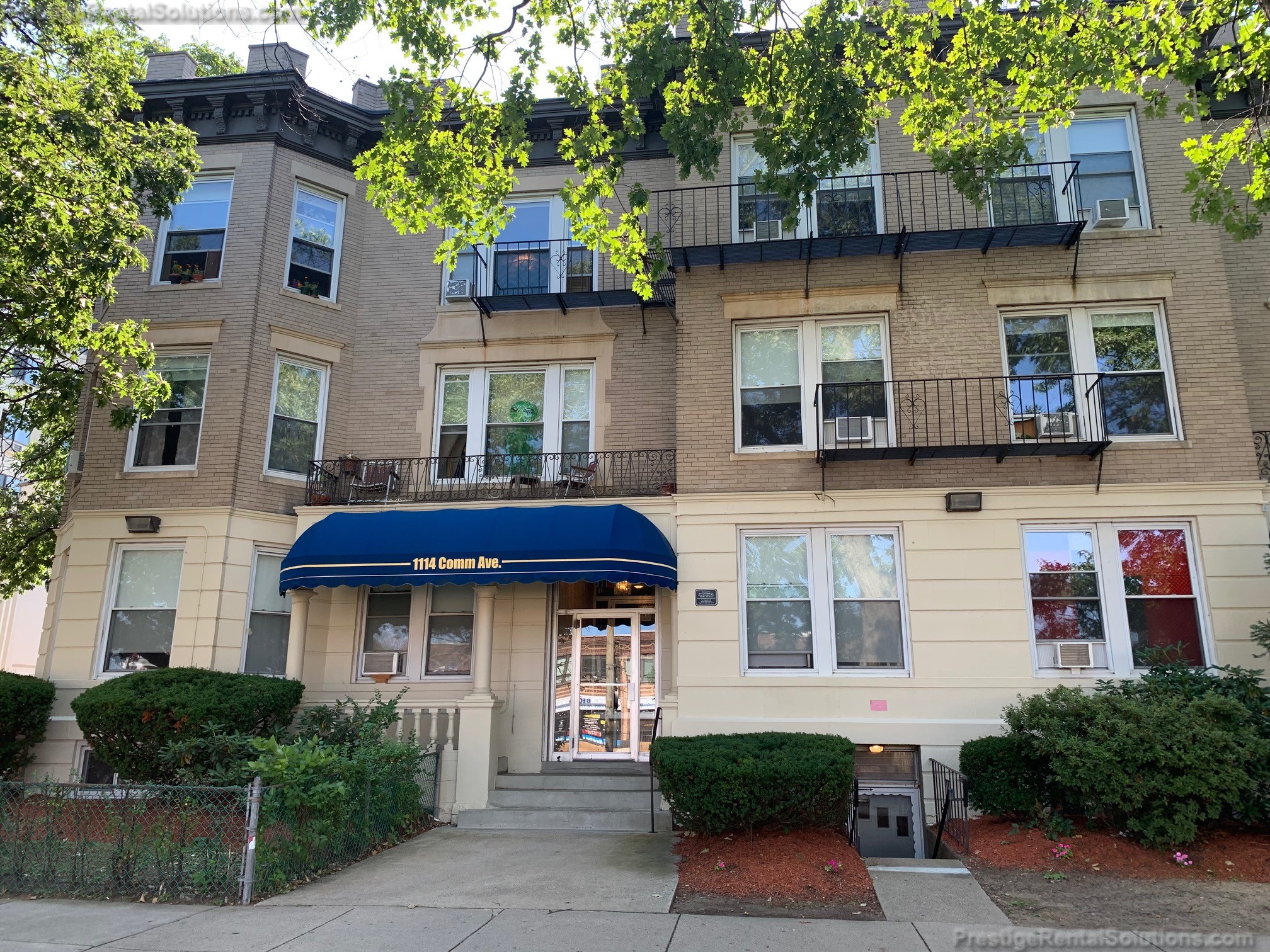 1 bed, 1 bath apartment for rent at 1114 Commonwealth Ave Unit 2r, Allston — photo 8 of 8