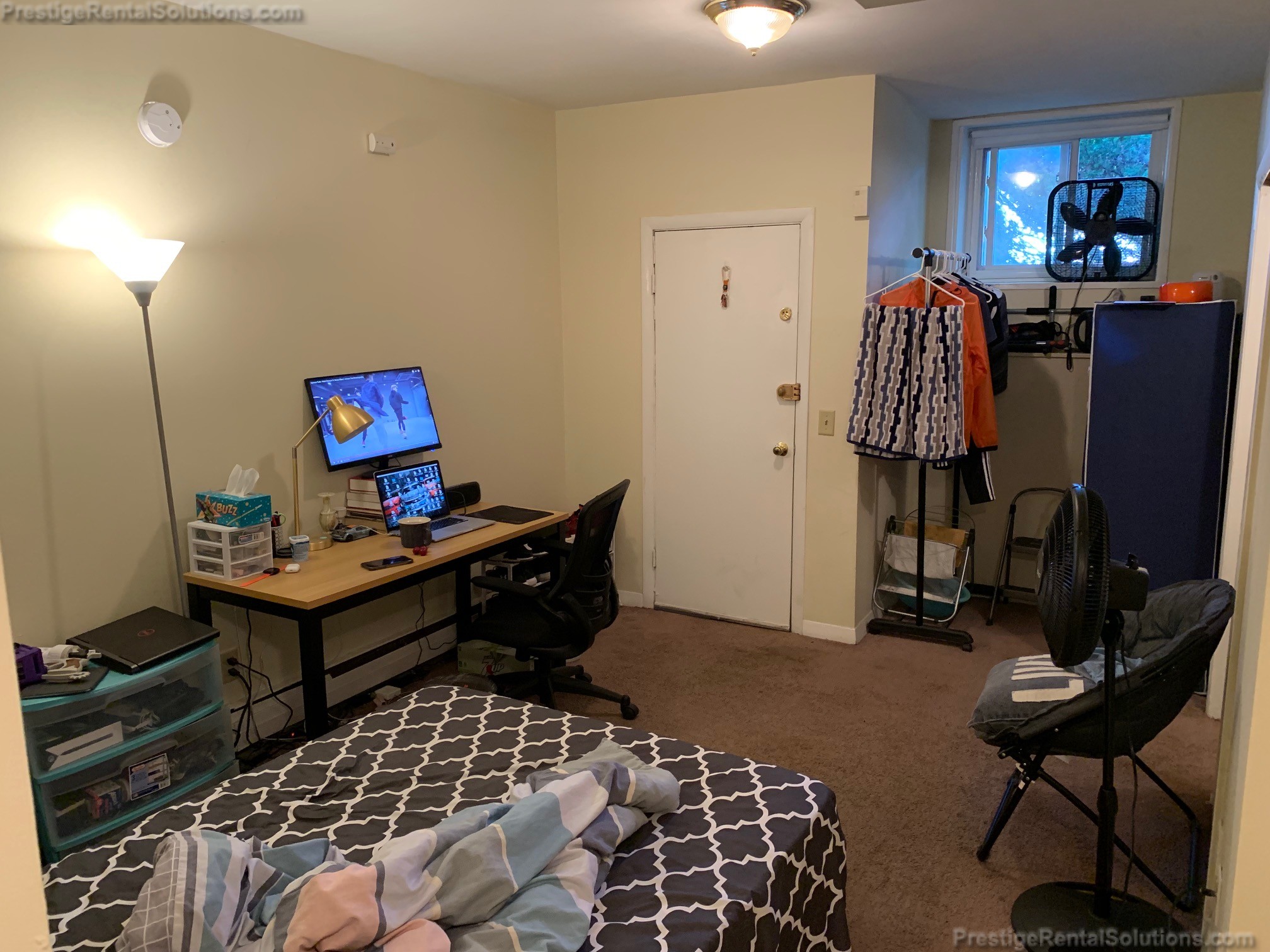 1 bed, 1 bath apartment for rent at 1114 Commonwealth Ave Unit 2r, Allston