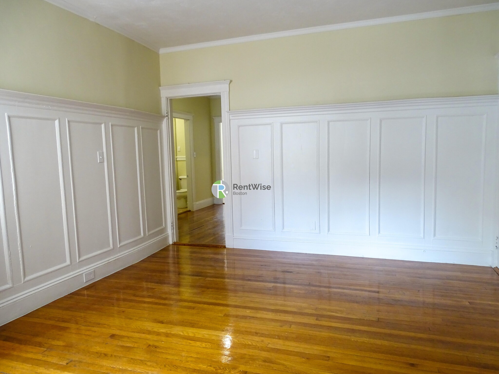 2 bed, 1 bath apartment for rent at 1114 Commonwealth Ave Unit 6, Allston — photo 1 of 11