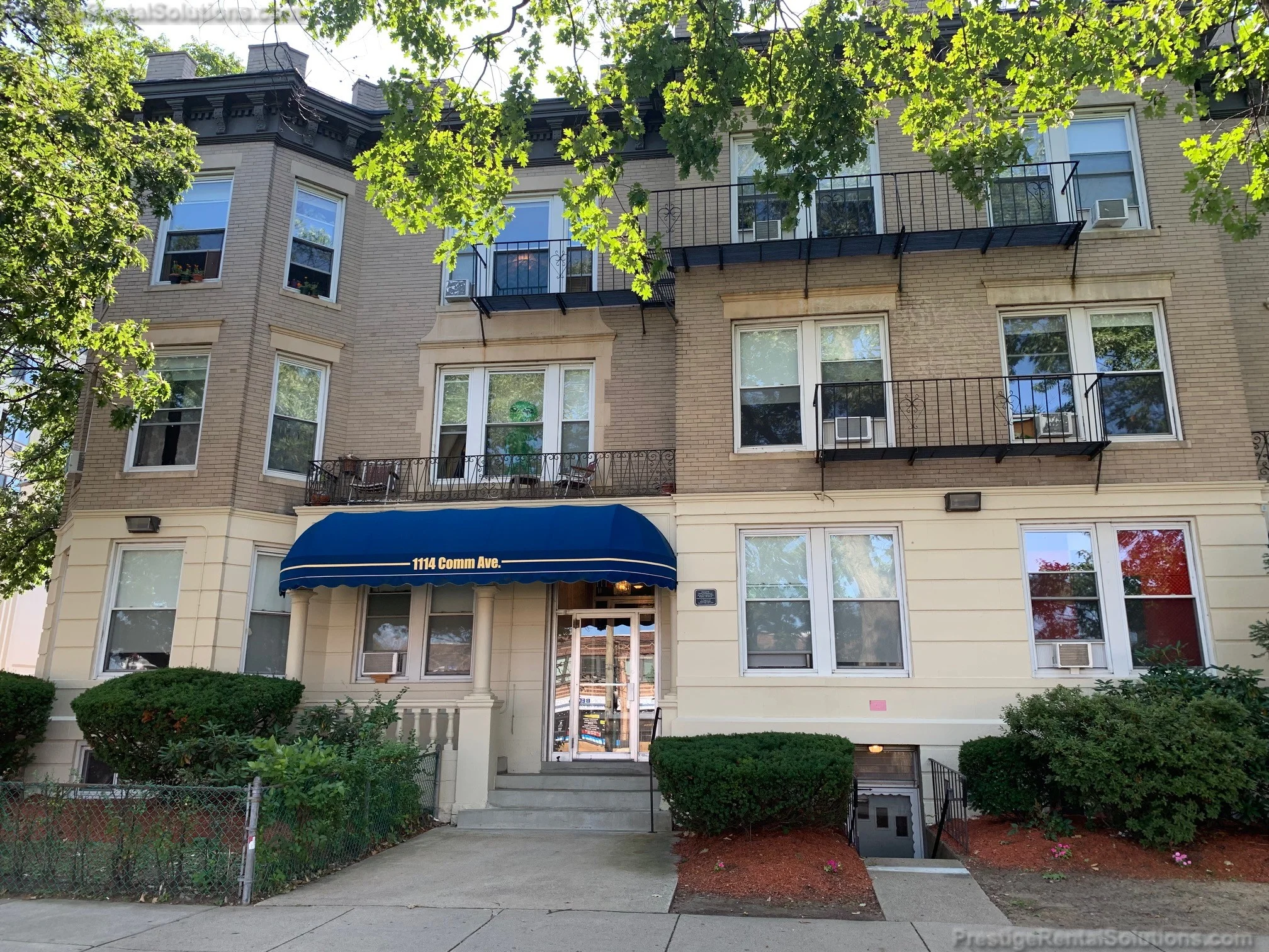 Studio bed, 1 bath apartment for rent at 1114 Commonwealth Ave Unit B, Allston — photo 8 of 8
