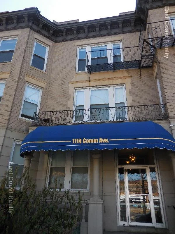 Studio bed, 1 bath apartment for rent at 1114 Commonwealth Ave Unit B1, Allston — photo 7 of 8