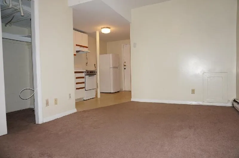 Studio bed, 1 bath apartment for rent at 1114 Commonwealth Ave Unit B1, Allston