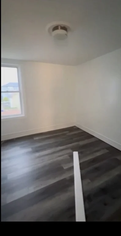 2 bed, 2 bath apartment for rent at 1116 N Main St Unit 2, Fall River — photo 2 of 6