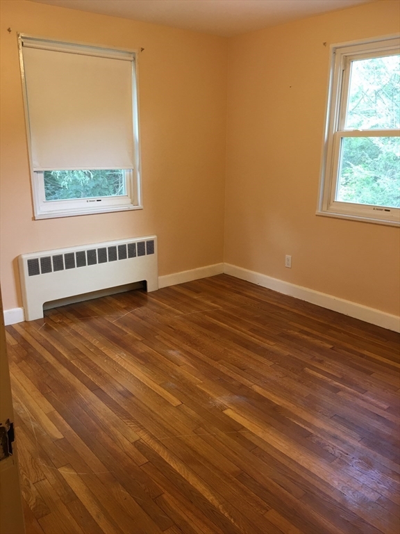 3 bed, 1 bath apartment for rent at 1117 Chestnut St Unit 2, Newton Upper Falls — photo 7 of 16