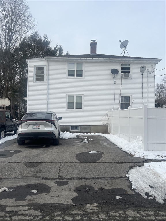 3 bed, 1 bath apartment for rent at 1117 Chestnut St Unit 2, Newton Upper Falls — photo 2 of 16