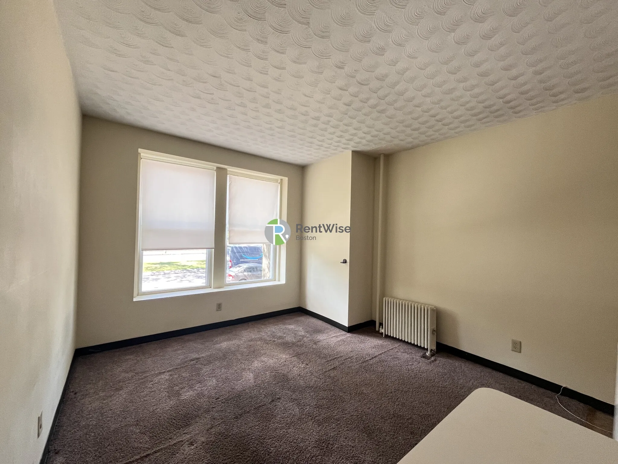 Studio bed, 1 bath apartment for rent at 1118 Commonwealth Ave Unit 1, Allston — photo 5 of 12