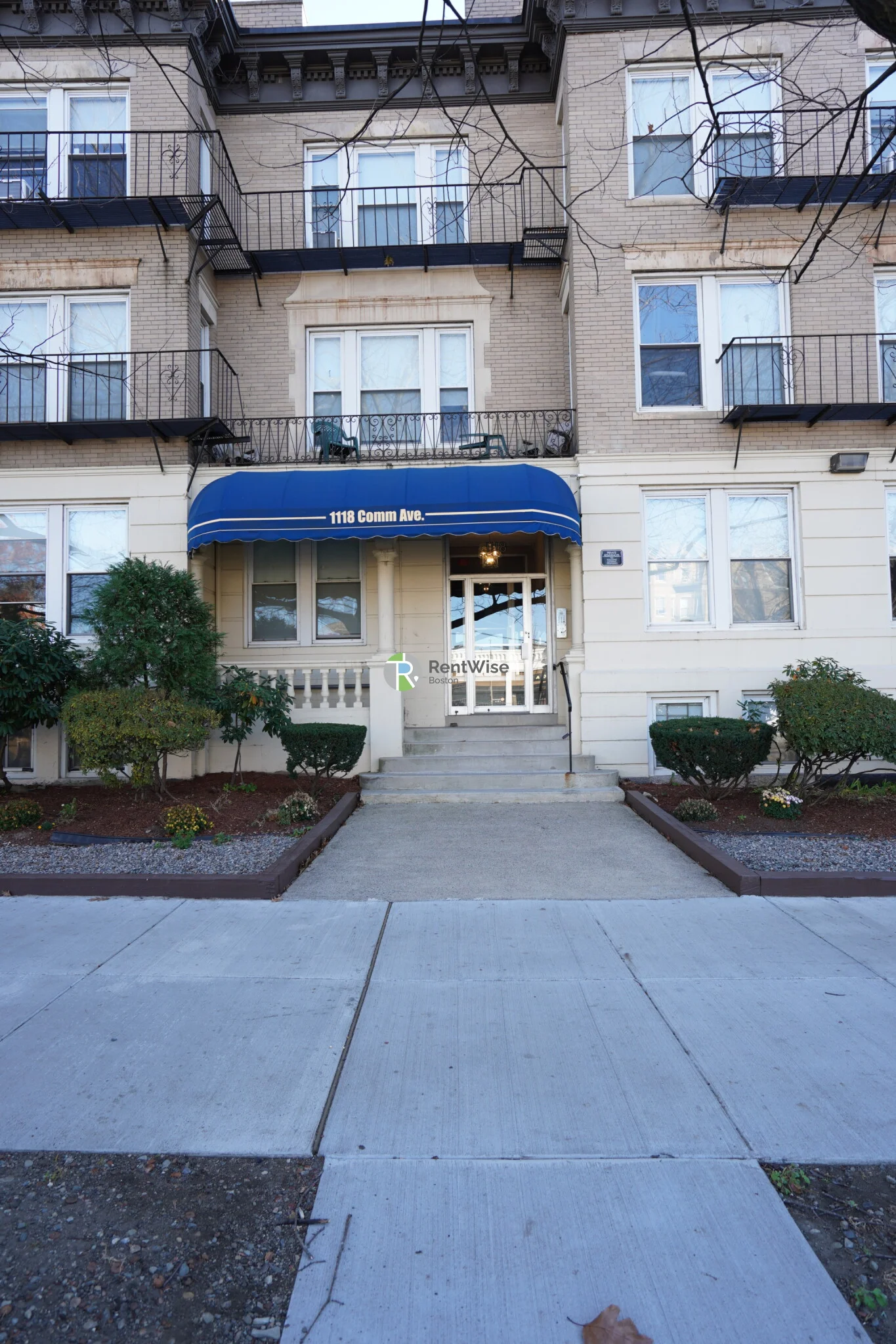 1 bed, 1 bath apartment for rent at 1118 Commonwealth Ave Unit C, Allston — photo 13 of 14