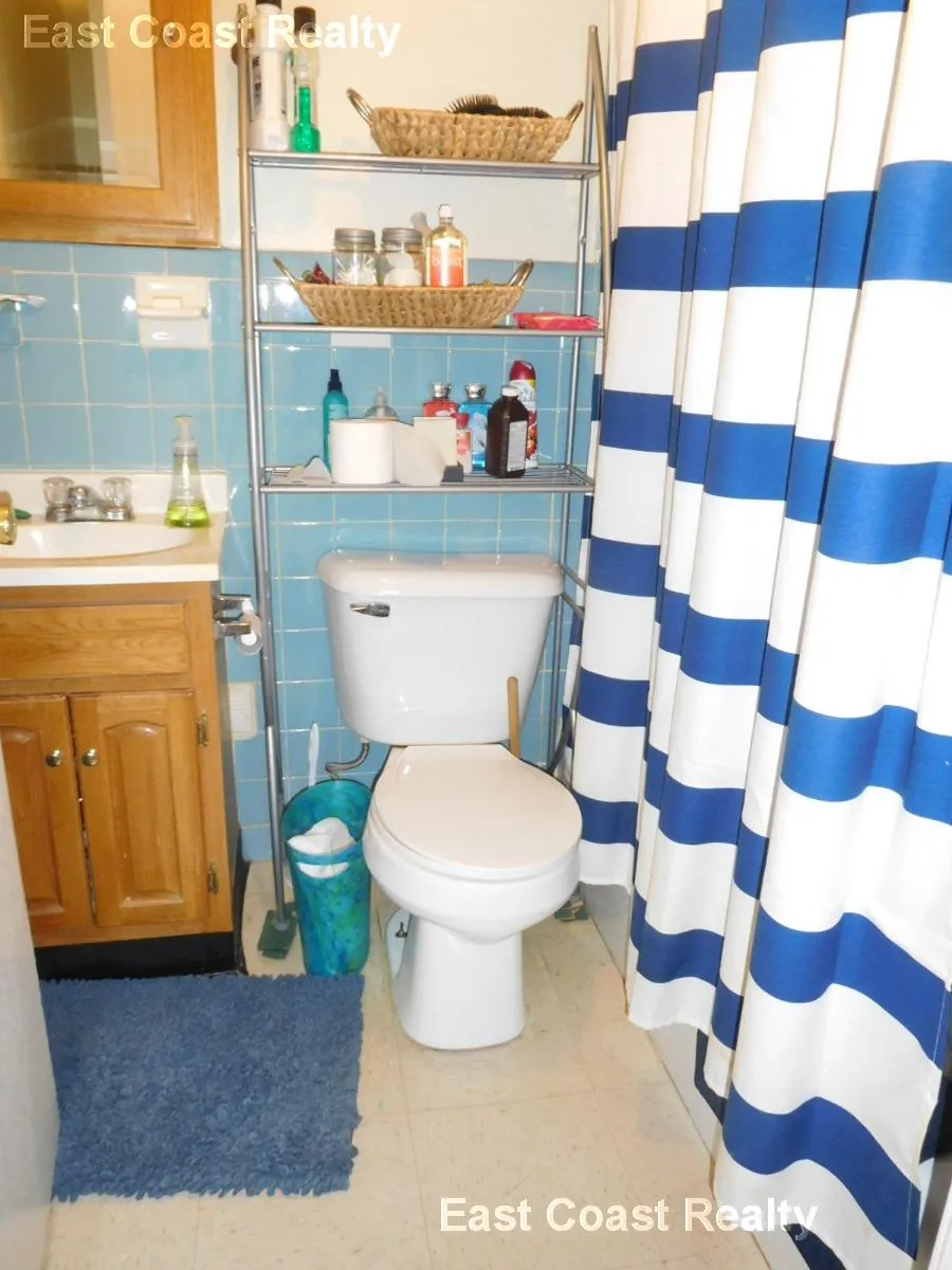 1 bed, 1 bath apartment for rent at 1118 Commonwealth Ave Unit C, Allston — photo 3 of 14