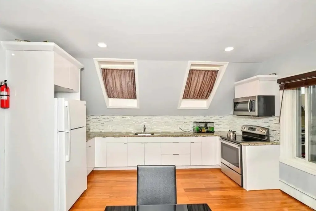 2 bed, 1 bath apartment for rent at 1119 Saratoga St Unit 3, East Boston — photo 3 of 21