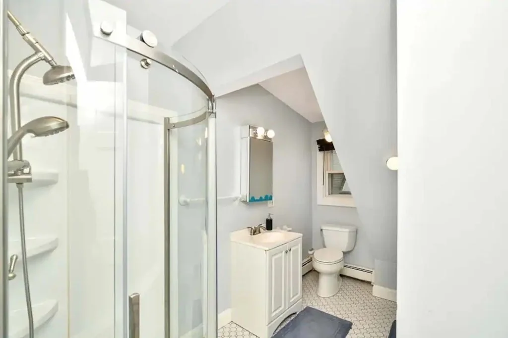 2 bed, 1 bath apartment for rent at 1119 Saratoga St Unit 3, East Boston — photo 16 of 21