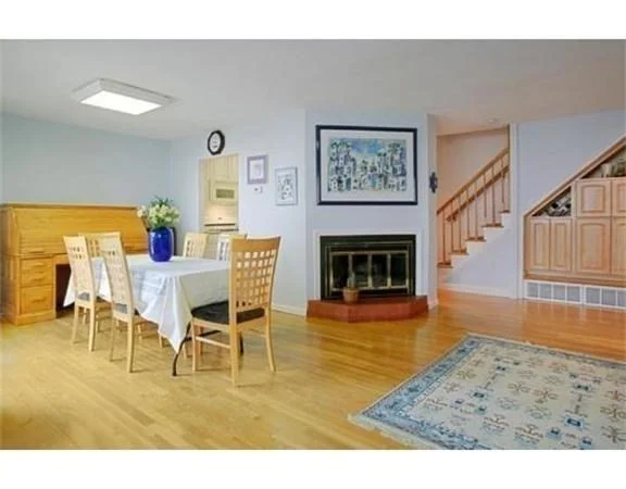 4 bed, 2 bath apartment for rent at 111A Centre St Unit 111A, Coolidge Corner — photo 4 of 11