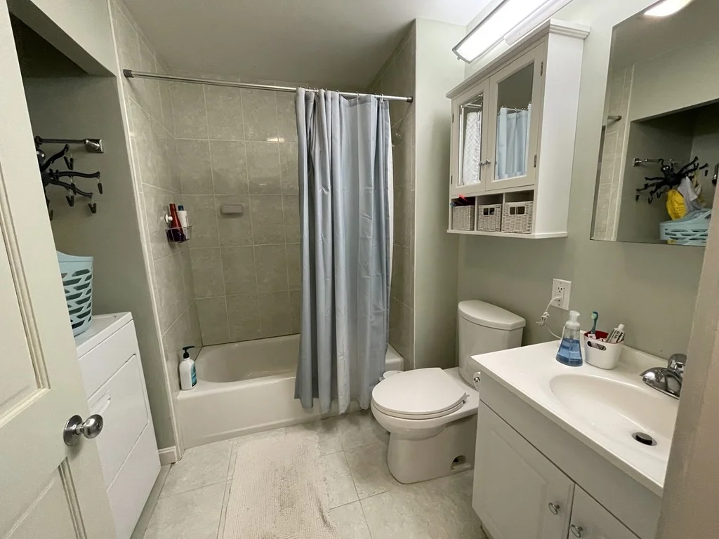 4 bed, 2 bath apartment for rent at 111A Centre St Unit 111A, Coolidge Corner — photo 8 of 11