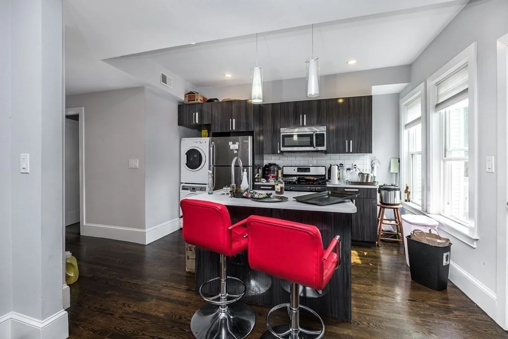 3 bed, 2 bath apartment for rent at 112 Glen St Unit 116, East Somerville