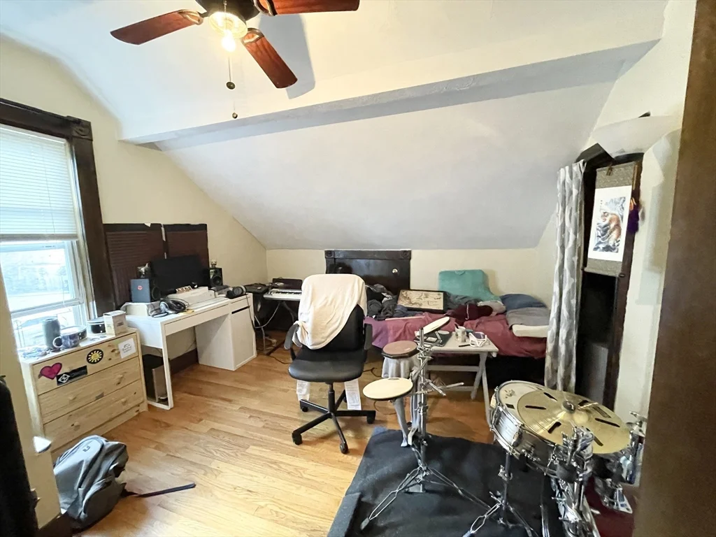 2 bed, 1 bath apartment for rent at 112 Allston St Unit 1, Allston — photo 8 of 10