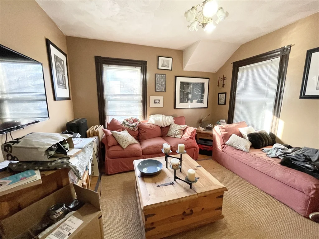 2 bed, 1 bath apartment for rent at 112 Allston St Unit 2, Allston — photo 5 of 10