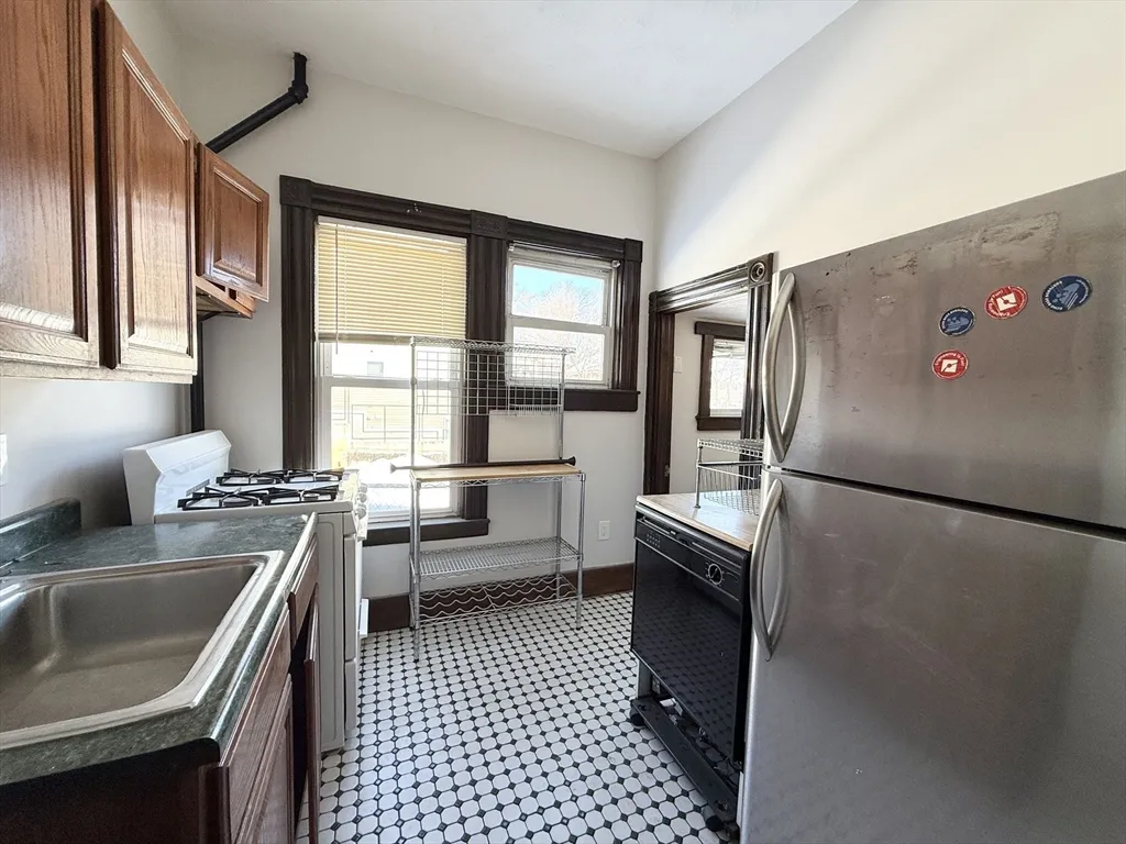 2 bed, 1 bath apartment for rent at 112 Allston St Unit 3, Allston — photo 2 of 7