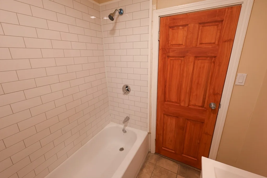 1 bed, 1 bath apartment for rent at 112 Amory St Unit 1, Roxbury — photo 9 of 13