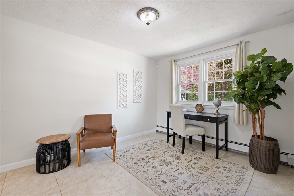 3 bed, 2 bath apartment for rent at 112 Argilla Rd, Andover — photo 11 of 30