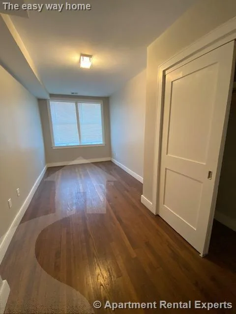 4 bed, 2 bath apartment for rent at 112 Broadway Unit 3, East Somerville — photo 2 of 10