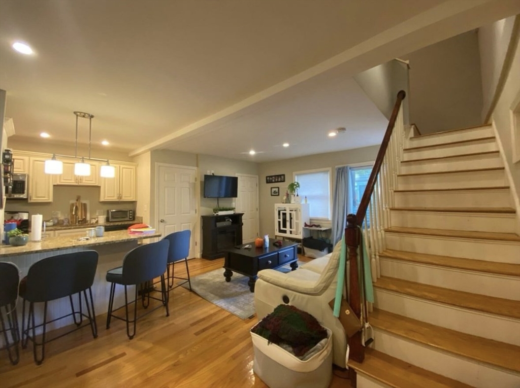 1 bed, 1 bath apartment for rent at 112 Brookside Ave Unit CH, Jamaica Plain — photo 5 of 13