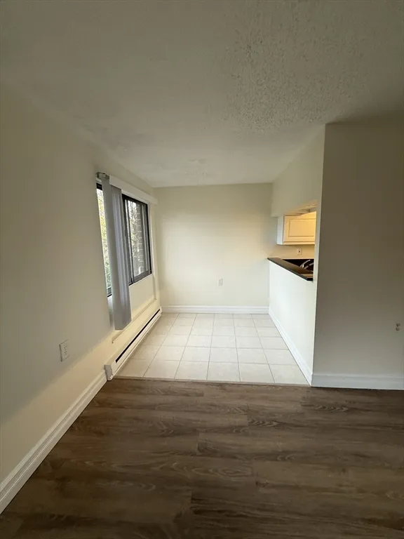 2 bed, 1 bath apartment for rent at 112 Centre St Unit 112, North Brookline — photo 11 of 15