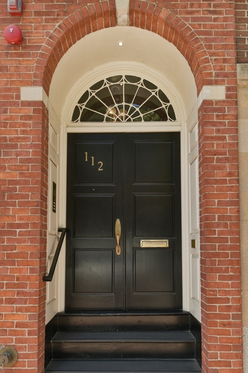 1 bed, 1 bath apartment for rent at 112 Charles St Unit 2, Beacon Hill — photo 15 of 15