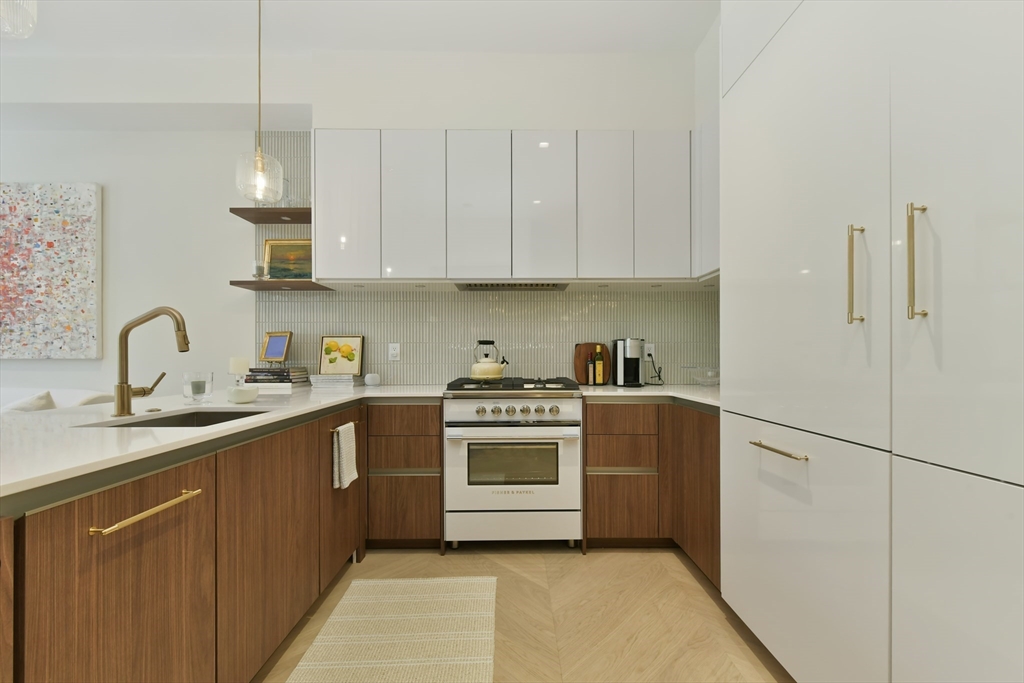 1 bed, 1 bath apartment for rent at 112 Charles St Unit 2, Beacon Hill — photo 7 of 15